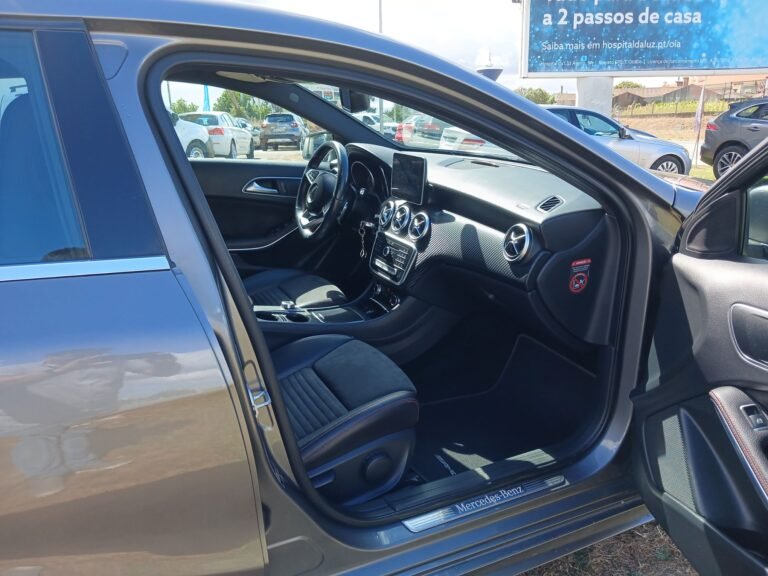 MERC A180 (1)