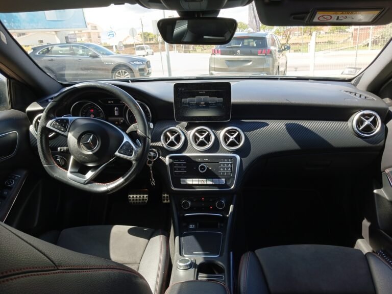 MERC A180 (10)