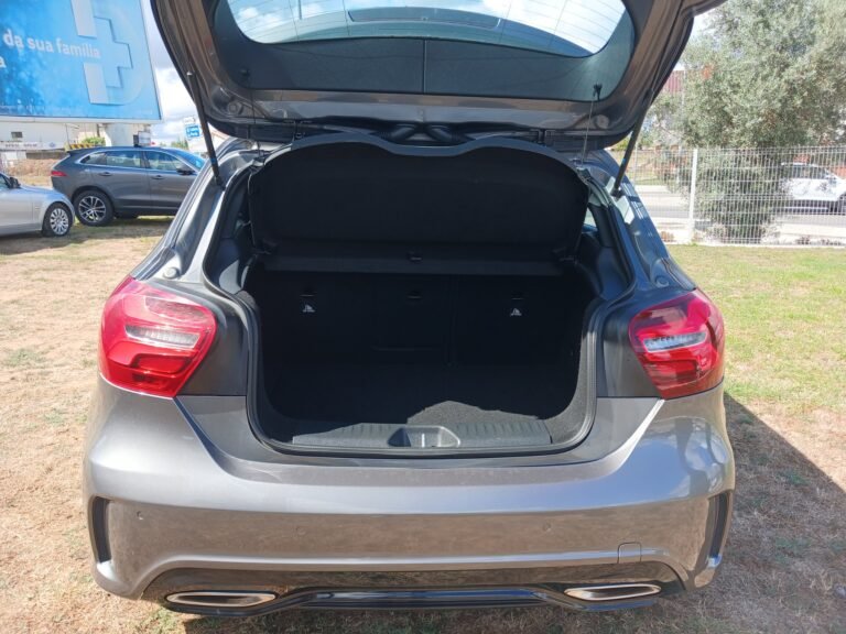 MERC A180 (9)